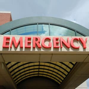 When Should You Go See an Emergency Dentist? - The Teal Umbrella - See an Emergency Dentist emergency dentistry Nepean Ottawa