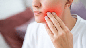 Dental Emergency Over the Holidays: What To Do - The Teal Umbrella - Dental Emergency over the holidays toothache